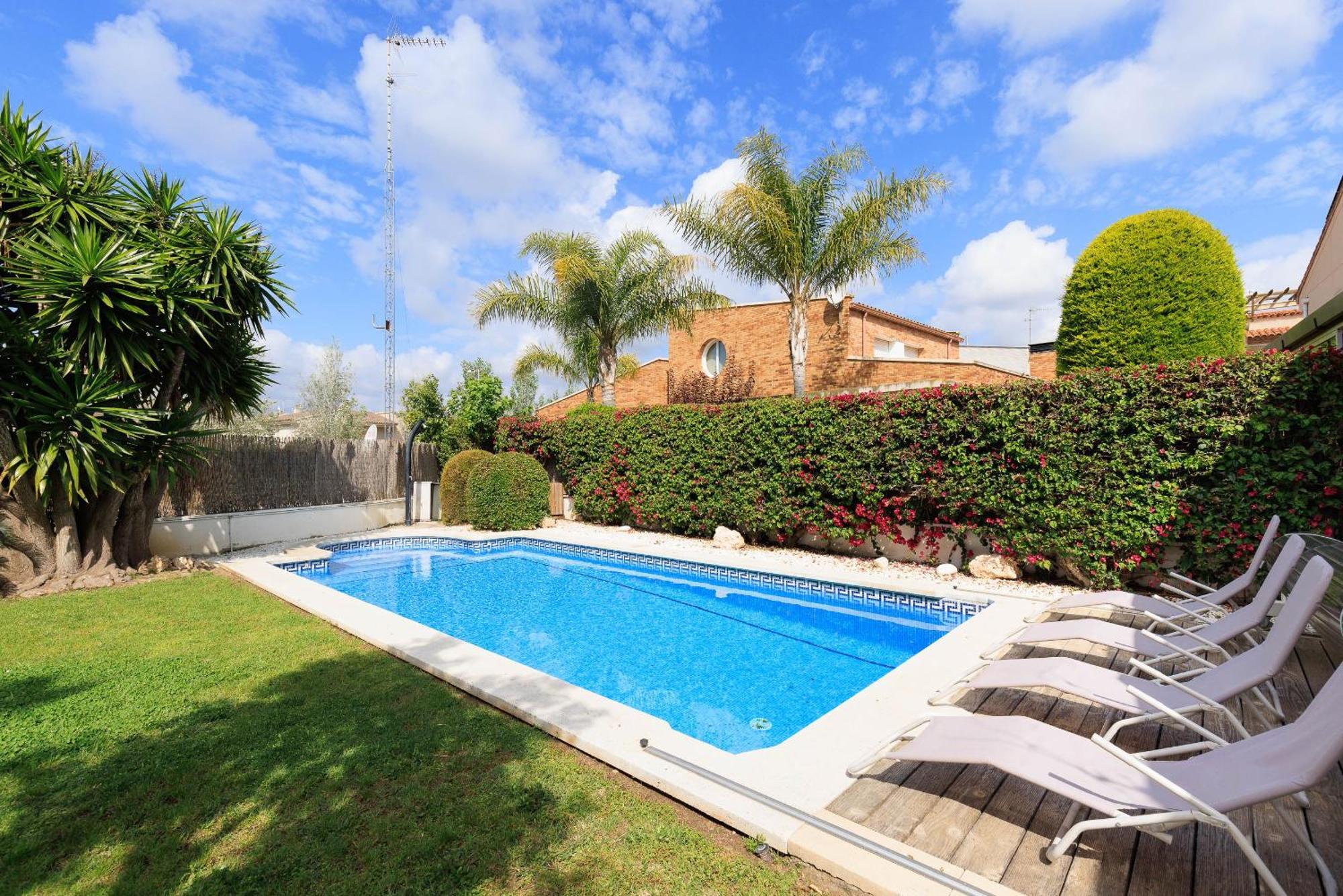 Martorell Planet Costa Dorada Cambrils Exterior foto