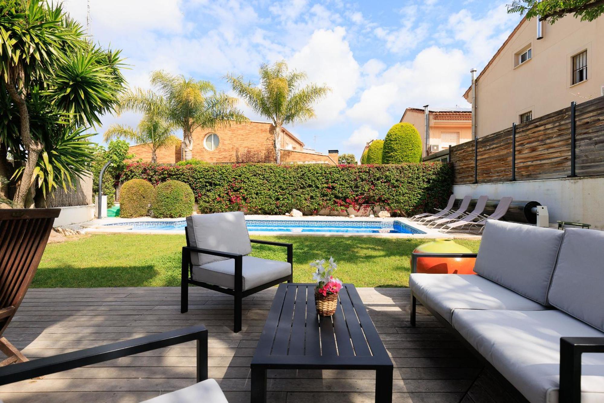 Martorell Planet Costa Dorada Cambrils Exterior foto